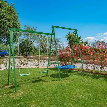 House Demetra בית נופש Tinjan